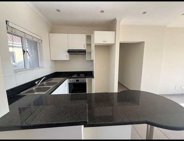 2 BEDROOM APARTMENT TO LET IN SHEFFIELD BEACH